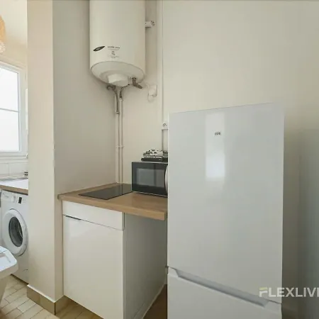 Immeuble Mesnil Paris