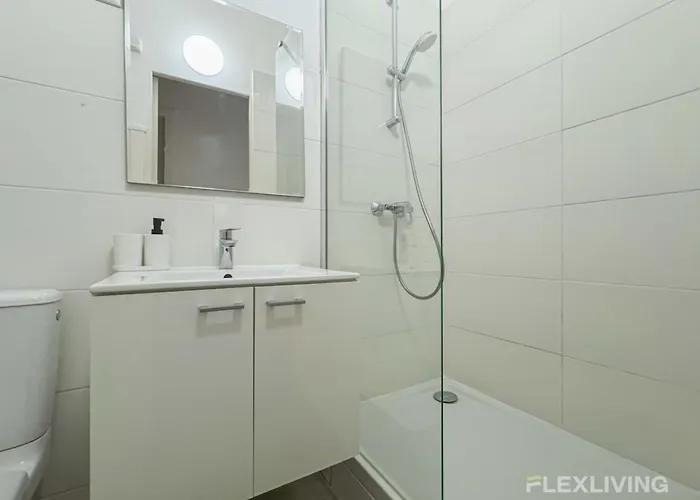 Holiday home Flexliving - - Mesnil Paris