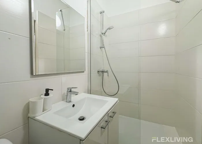 Holiday home Flexliving - - Mesnil Paris